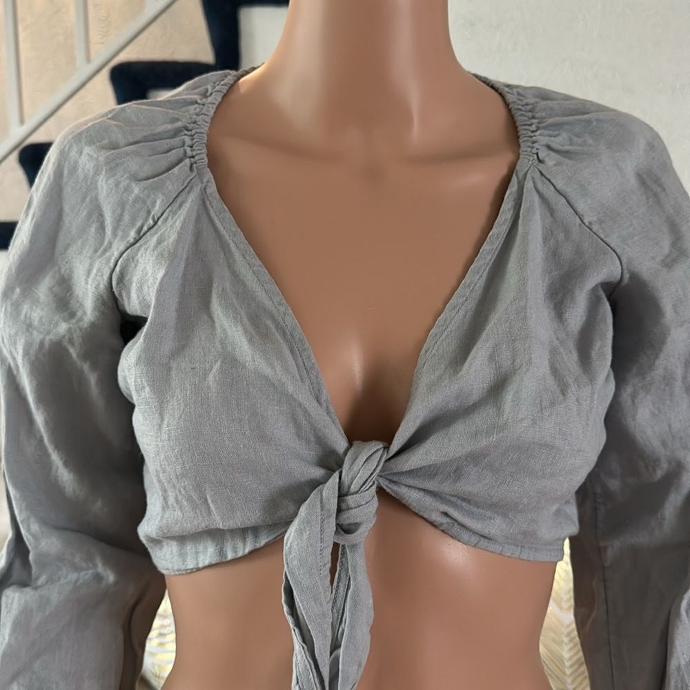 | Aritzia | Wilfred Tenley Tie Front Top - Picture 2 of 3